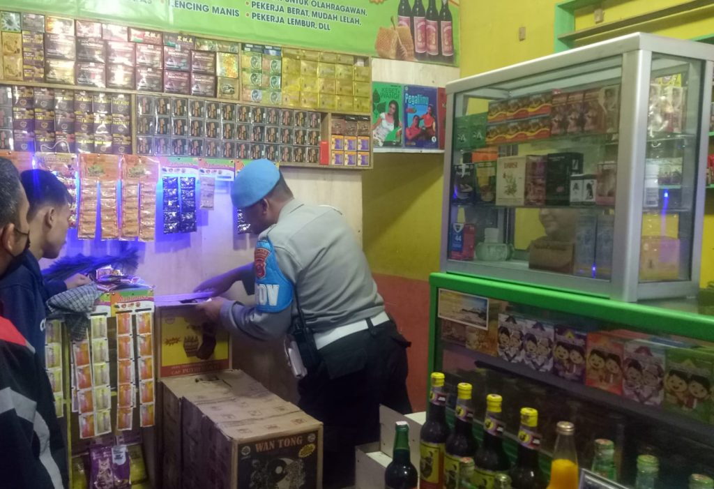 Cipta Kondisi, Polsek Citamiang Gelar Operasi Minuman Keras (Miras)