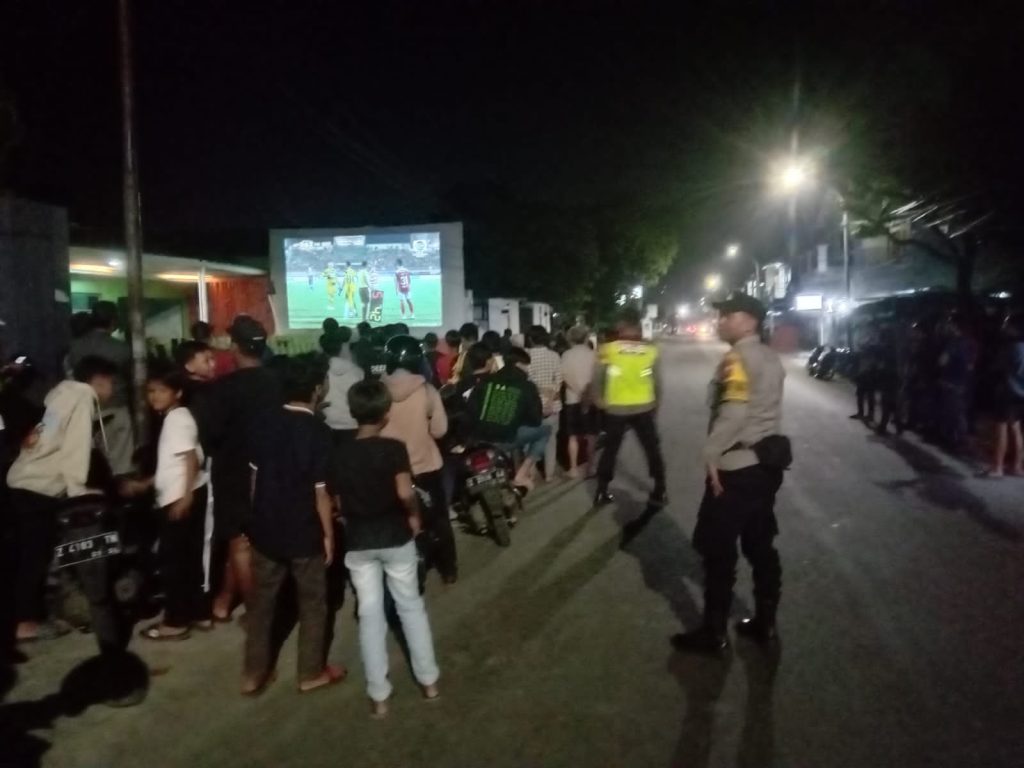 Polres Garut Pengamanan Nobar Laga Final Liga BRI 1 2023-2024