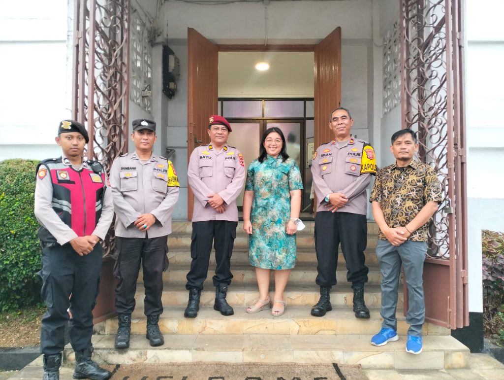 Minggu kasih. Polsek Baros wujudkan keamanan dan kenyamanan Kebaktian Gereja Sidang Kristus