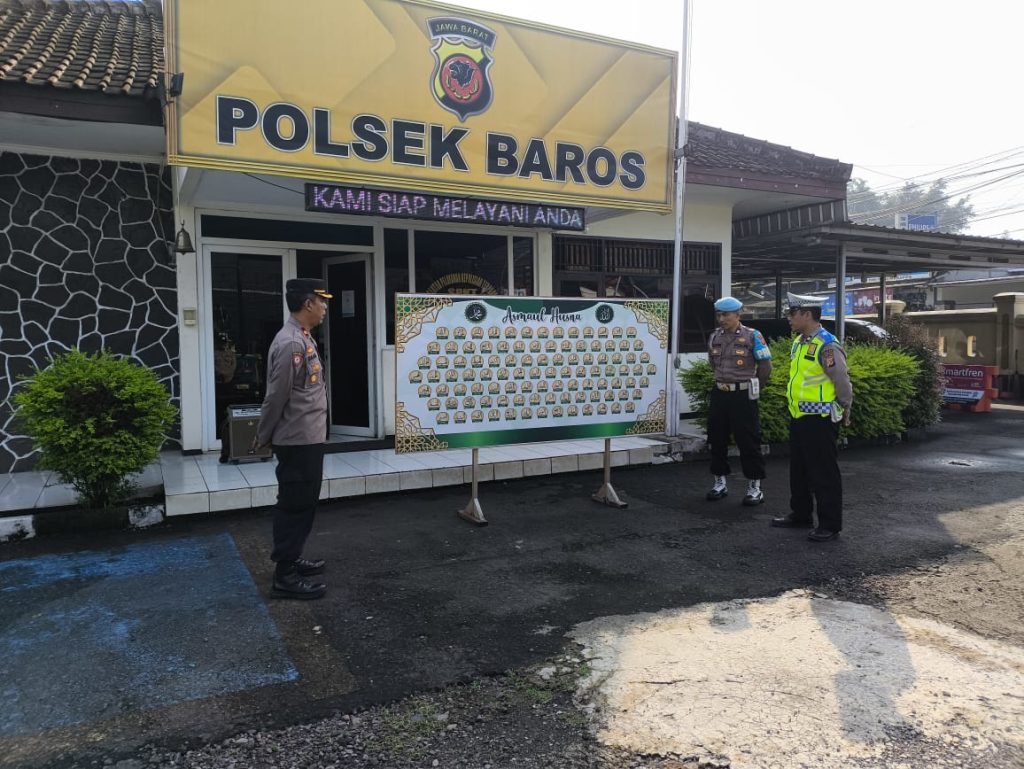 Wujudkan Kebersamaan, Polsek Baros Konsisten Giatkan Apel Pagi dalam Mengemban Tugas