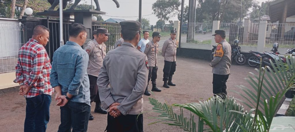 Polsek Citamiang Gelar Apel Pagi Sebagai Bentuk Kedisiplinan