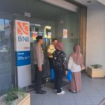 Polsek Cikole Laksanakan Giat Patroli Dialogis Ke Perbankan