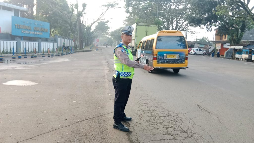 Antisipasi Terjadinya Gangguan Kamtibmas Kapolsek Citamiang Gelar Patroli KRYD