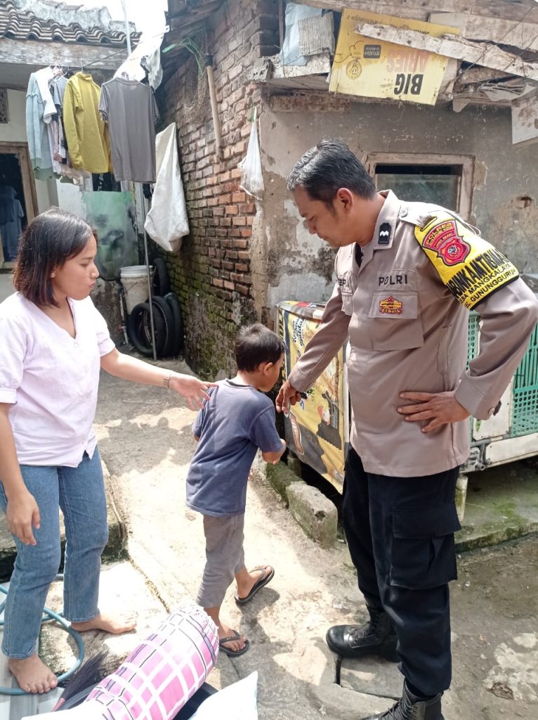 Beri Edukasi Pencegahan Stunting, Bhabinkamtibmas Polsek Gunungguruh Sambangi Warga Binaan