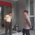 Guna menciptakan keamanan dan kondusif, Polsek Citamiang Patroli Dialogis dan Sambangi Warga.