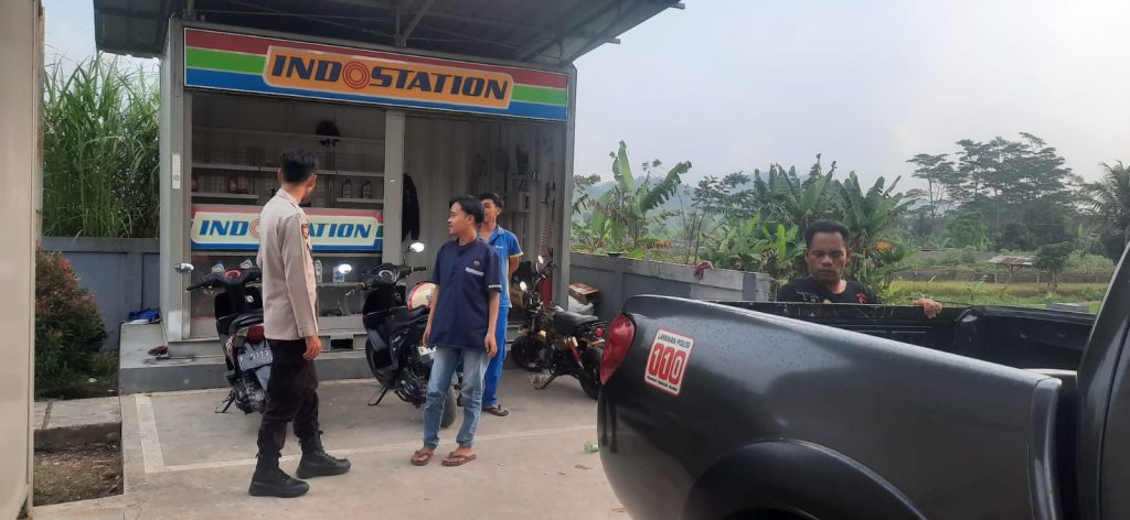 Jelang Akhir Pekan, Unit Samapta Polsek Cireunghas Intensifkan Patroli