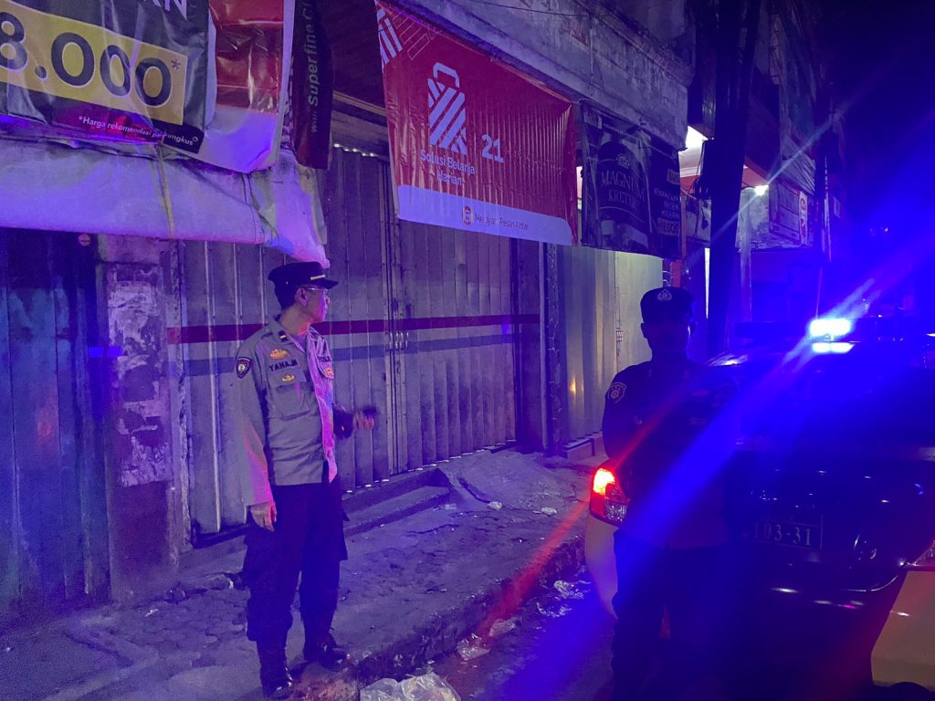 Kapolsek Citamiang Tingkatkan Patroli Strong Point Antisipasi Gangguan Kamtibmas Malam Hari