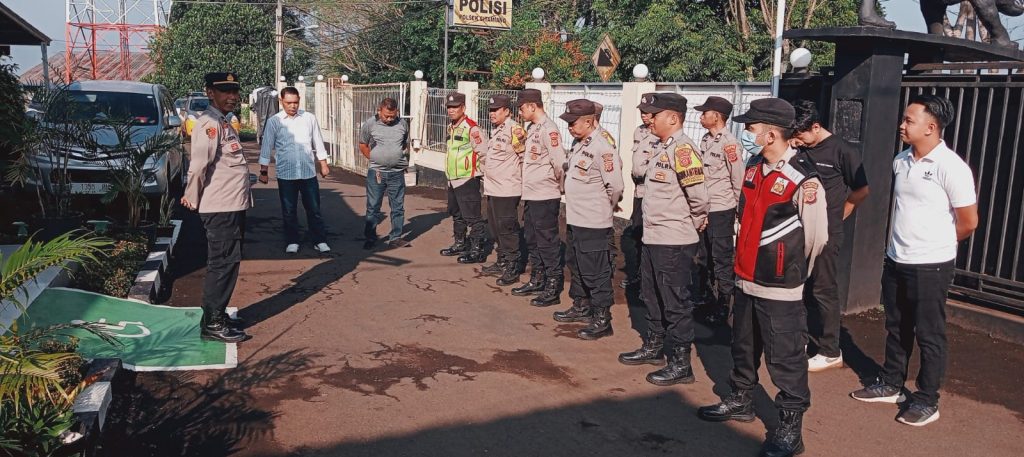 Polsek Citamiang Gelar Apel Pagi Sebagai Bentuk Kedisiplinan