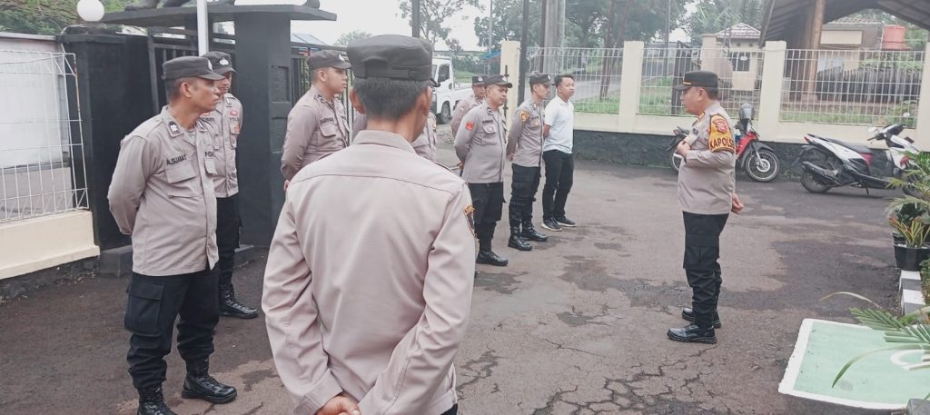 Polsek Citamiang Gelar Apel Pagi Sebagai Bentuk Kedisiplinan