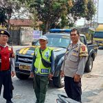 Sambangi Tukang Parkir dalam Jaga Kamtibmas, Ps Kanit Samapta Polsek Lembursitu Patroli Dialogis