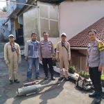 Bhabinkamtibmas Polsek Cikole Monitoring Giat Fogging Di Wilayahnya