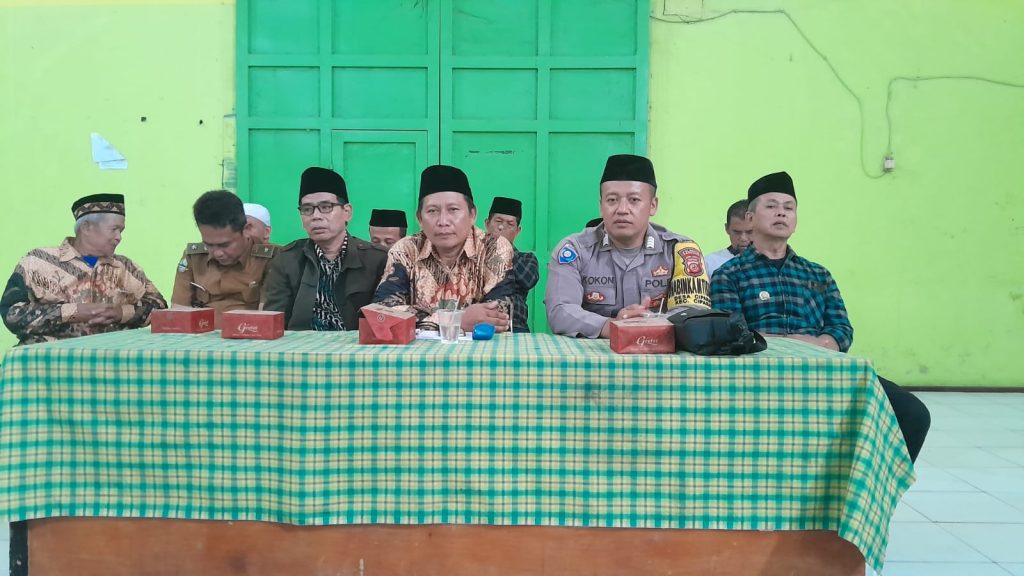 Bripka Kokon Nurjaman Menghadiri Pengajian Rutin Tingkat Desa Ciparay