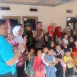 Polsek Kebonpedes Lakukan Kegiatan Monitoring Intervensi Pencegahan Stunting Serentak Di Desa Bojong Sawah