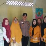 Bhabinkamtibmas Monitoring Giat Penimbangan Bayi dan Konsultasi Gizi