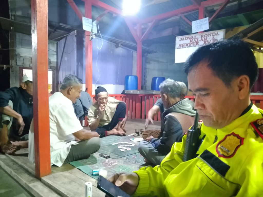 POLSEK BUNGBULANG CIPTAKAN RASA AMAN PADA MALAM TAKBIR HARI RAYA IDUL ADHA 1445 H