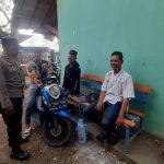 ,,Bhabinkamtibmas Desa Langensari Polsek Solokanjeruk silaturahim dengan warga DESA LANGENSARI menyampaikankn Himbauan Kamtibmas.Dalam rangka menjaga situasi kamtibmas yang kondusif , Bhabinkamtibmas sebagai pengemban fungsi pembinaan keamanan dan ketertiban masyarakat terus meningkatkan giat sambang dan silatrahim menyampaikan pesan dan Himbauan Kamtibmas untuk warga Desa Langensari ( minggu – 16 – juni – 2024 ).