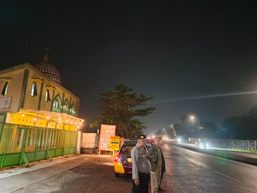 Antisipasi Gukamtibmas Malam Hari, Polsek Gunungguruh Tingkatkan Patroli