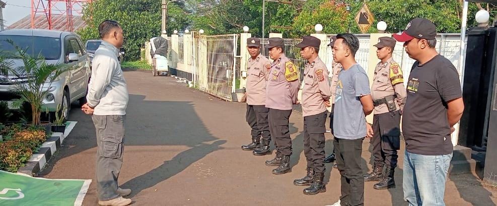 Polsek Citamiang Gelar Apel Pagi Sebagai Bentuk Kedisiplinan