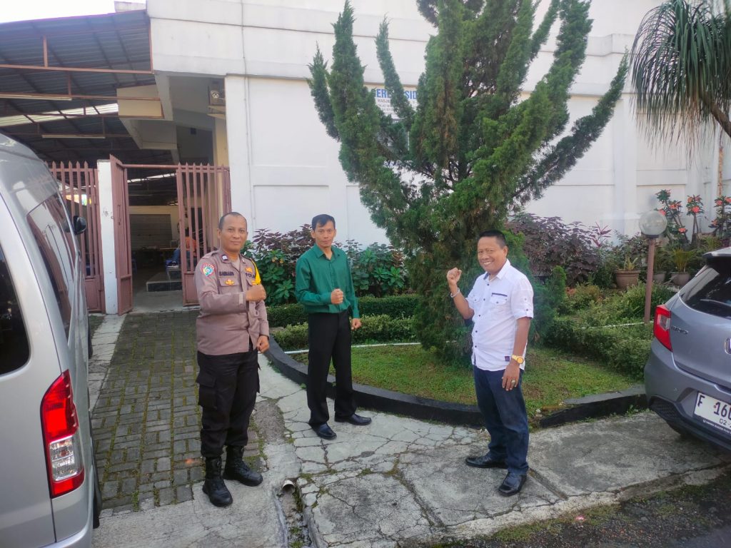 Minggu kasih. Wujudkan kenyamanan Kebaktian Gereja Sidang Kristus Polsek Baros tingkatkan Pengamanan