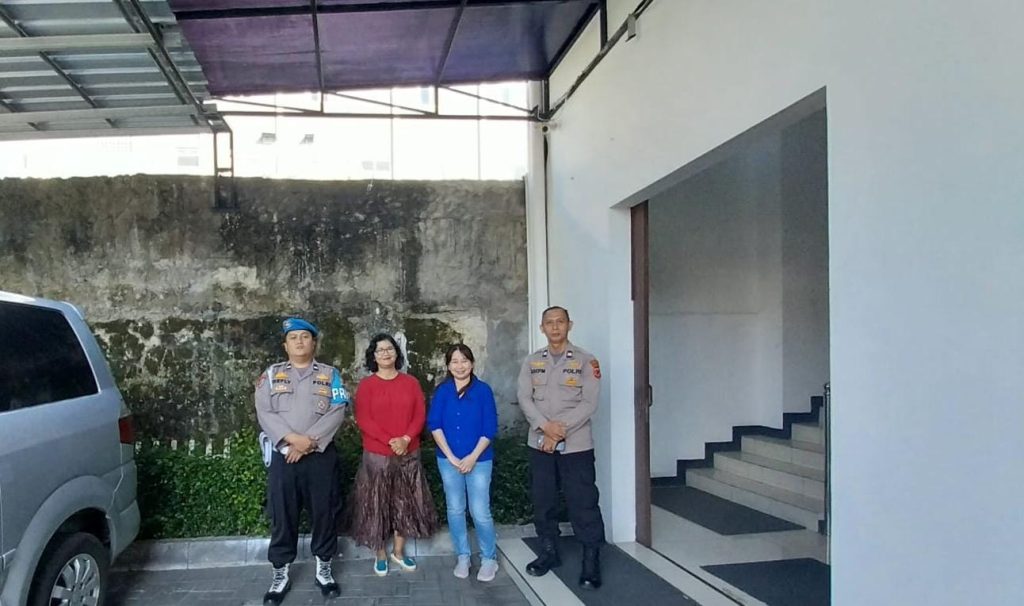 Polsek Kadudampit Laksanakan pengamanan gereja GBI indokuring kota sukabumi