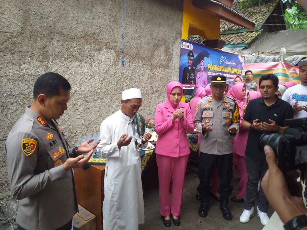 Bakti Polri Untuk Negeri, Kapolres Sukabumi Kota Resmikan Rutilahu Jadi Rumah Layak Huni