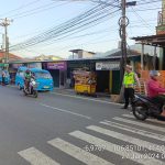 Anggota Polsek Gunungguruh Laksanakan Gatur Lalin Pagi Di Pangleseran