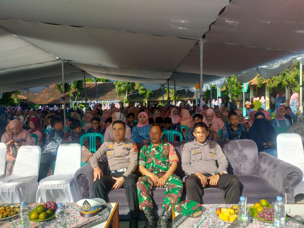 Monitoring Giat Samenan, Sinegritas TNI-Polri Hadiri Pelepasan dan Kenaikan Kelas SDN CBM Baros kencana