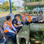 Efisienkan kemitraan kamtibmas. Bhabinkamtibmas sambangi terminal KH. Ahmad Sanusi Tingkatan Harkamtibmas