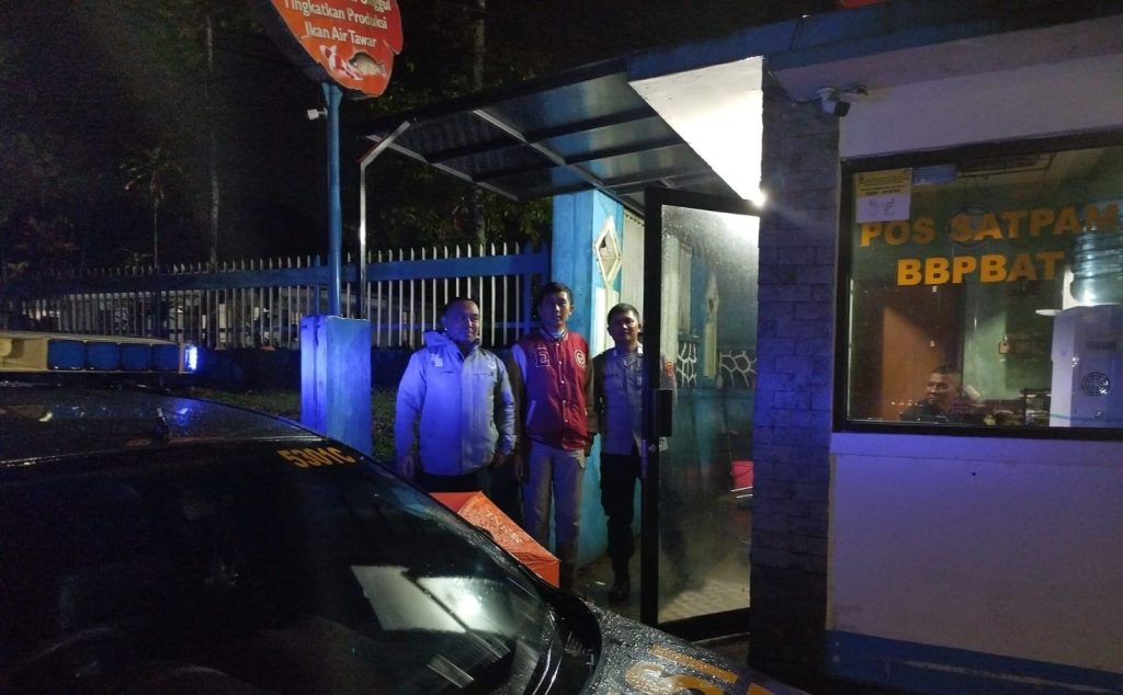 Antisipasi Gangguan Kamtibmas, Polsek Cikole Giatkan Patroli Malam