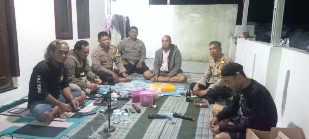 Jaga Kondusifitas Kamtibmas, Kapolsek Sukaraja Gelar Ngariung Bareng