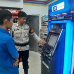 Pantau Dan Cek Mesin ATM oleh Anggota patroli Polsek Lembursitu-Polres Sukabumi Kota