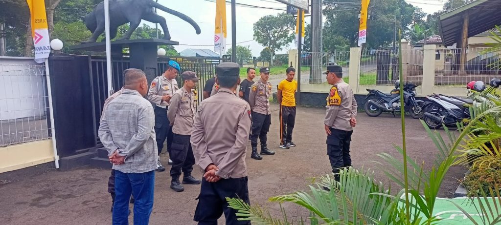 Polsek Citamiang Gelar Apel Pagi Sebagai Bentuk Kedisiplinan.