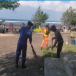 Sat Polairud Polres Garut Bersama Masyarakat Bersihkan Pantai Sayang Heulang Dari Sampah Laut