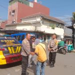 Guna menciptakan keamanan dan kondusif, Kapolsek Citamiang Patroli Dialogis dan Sambangi Warga.