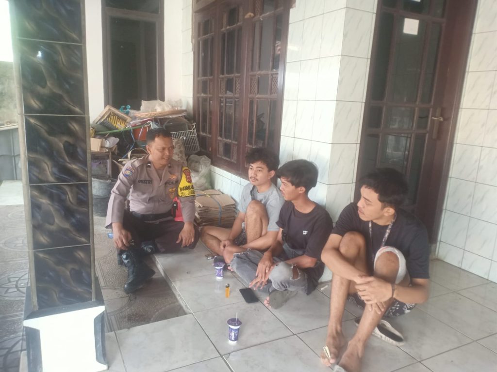 Giat Bhabinkamtibmas sambangi warga Lembursitu