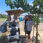 Temui Warga Bhabinkamtibmas Desa Cijagra, Polsek Paseh Laksanakan Sambang Kamtibmas Dengan Humanis