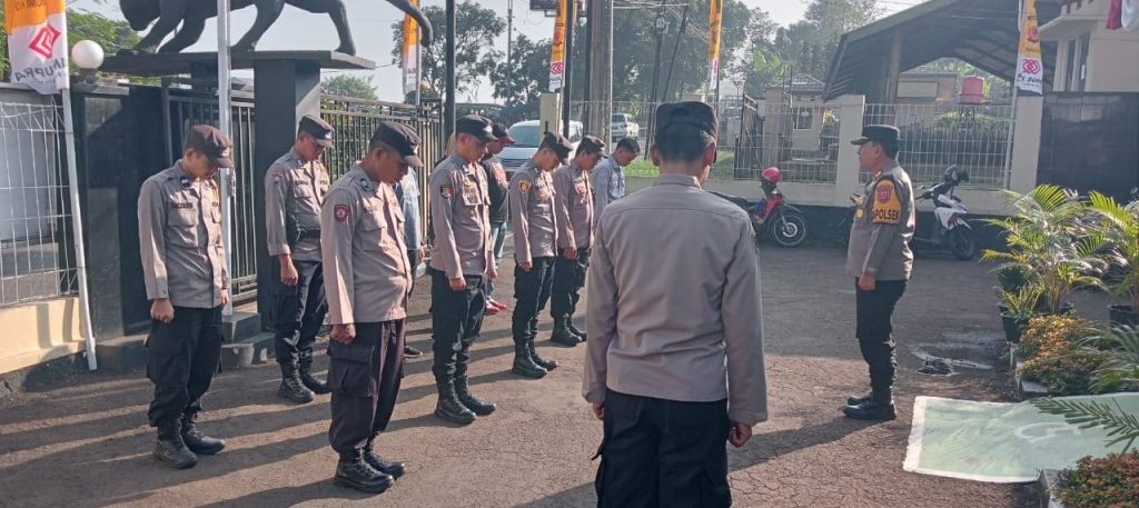 Polsek Citamiang Gelar Apel Pagi Sebagai Bentuk Kedisiplinan.