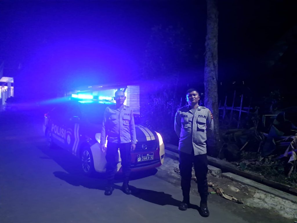 Antisipasi Gangguan Kamtibmas, Polsek Cikole Tingkatkan Patroli Malam