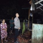 Kebakaran Melanda Satu Rumah Di Garut  Polsek Banyuresmi Cek Tkp