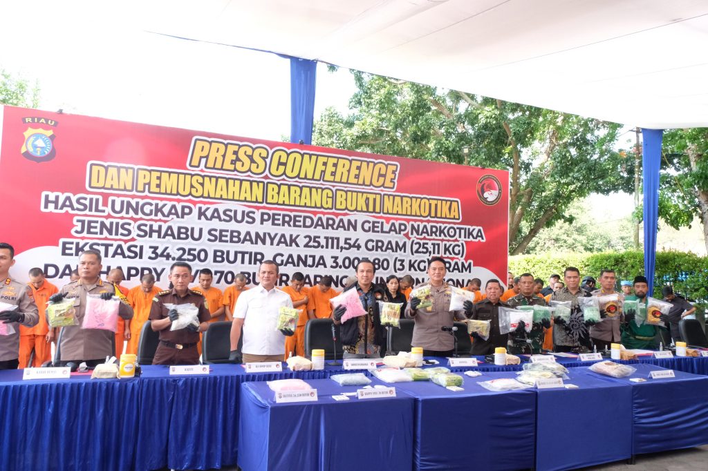 Tegas! Kapolda Riau Ultimatum Bandar Narkoba Masih Berani Bisnis Haram