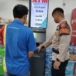 Pantau Dan Cek Mesin ATM oleh Anggota patroli Polsek Lembursitu