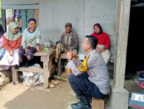 Cegah Peredaran Narkoba dan Minuman Keras, Polres Garut Berikan Himbuan Kampung Kampung