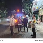 Anggota Polsek Lembursitu Cegah gangguan Kamtibmas giat patroli malam hari