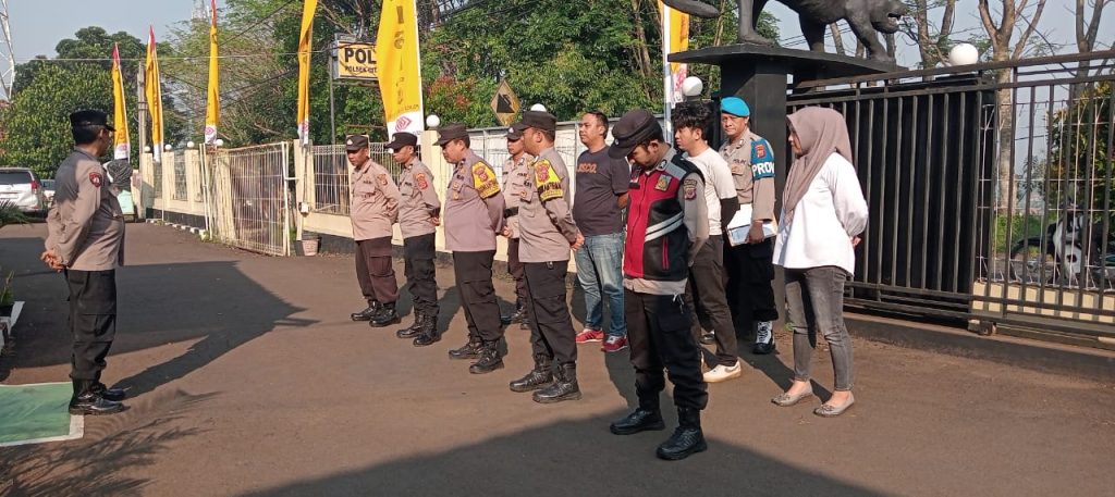 Polsek Citamiang Gelar Apel Pagi Sebagai Bentuk Kedisiplinan.