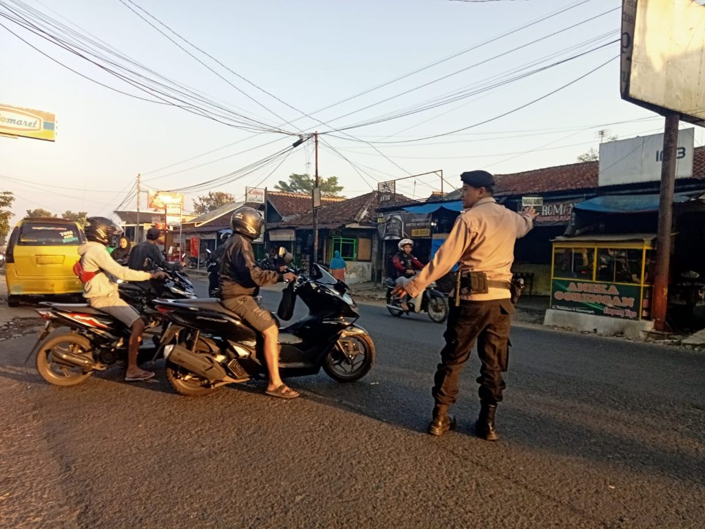 Wujudkan Kamtibcarlantas, Polsek Lembursitu efektifkan personil laksanakan Gatur pagi