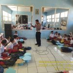 Polsek Leuwigoong Berikan Edukasi Tata Tertib Berlalulintas dan Bahaya Narkoba di SMPN 1 Leuwigoong