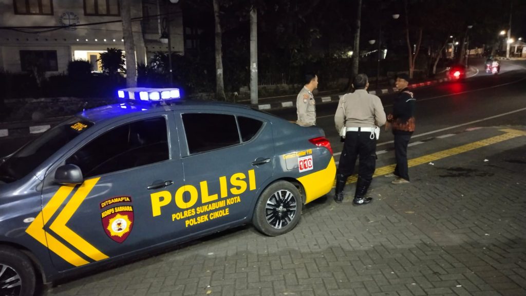 Unit Samapta Polsek Cikole Laksanakan Giat Patroli Dialogis