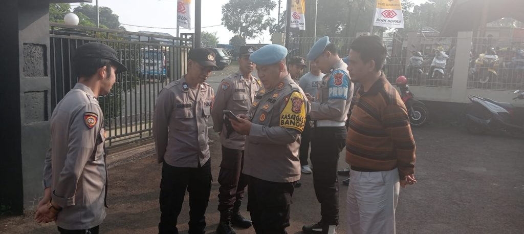 Apel Pagi dan Giat Gaktibplin Polsek Citamiang.