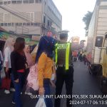 Strong Point, Polsek Sukalarang Gatur Lalu Lintas Pagi Demi Kelancaran Jalan Pasca Masuk Karyawan