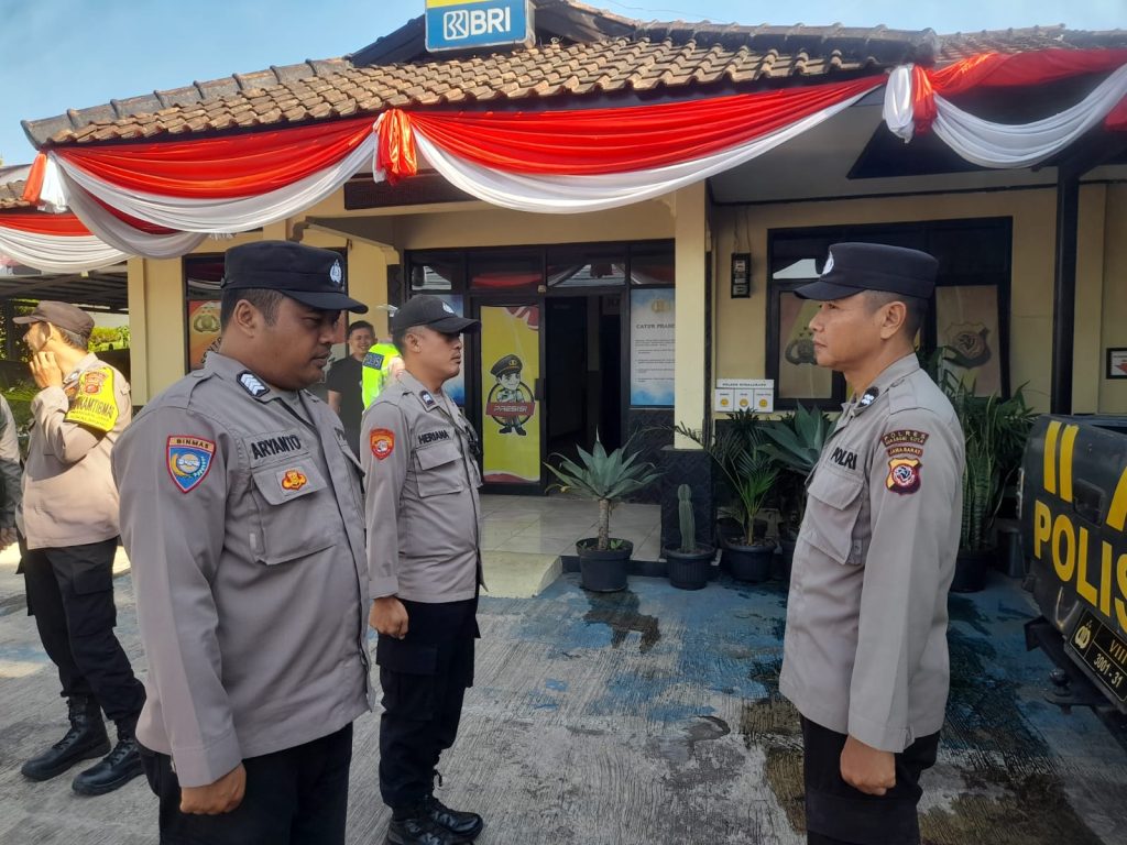 SERAH TERIMA PIKET PENJAGAAN & PIKET FUNGSI POLSEK SUKALARANG POLRES SUKABUMI KOTA